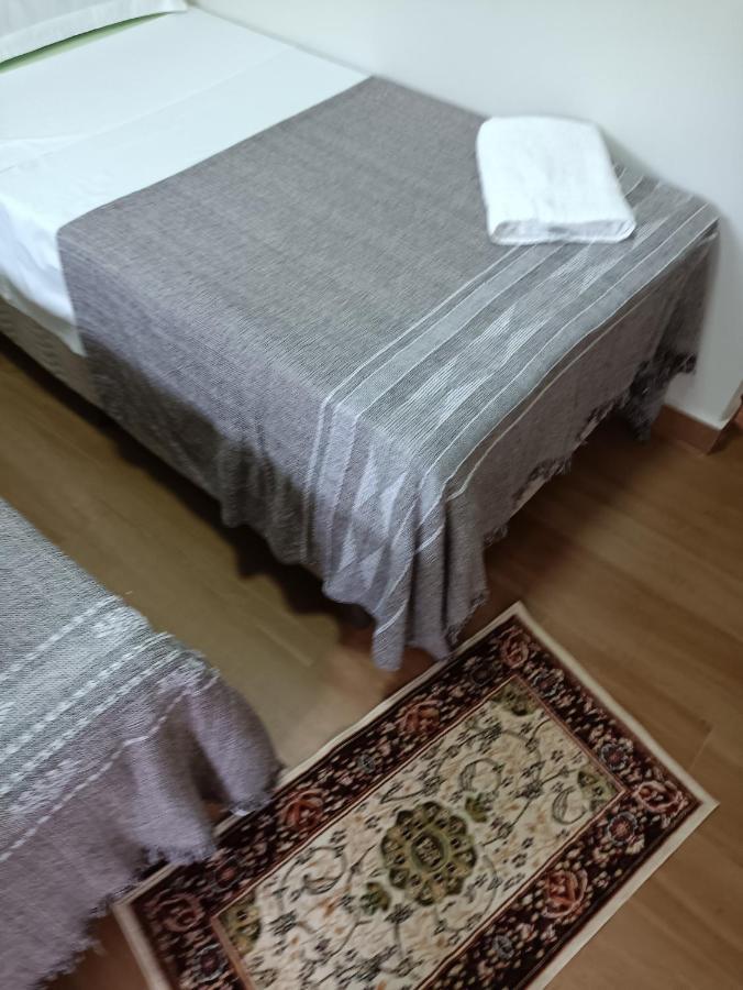 Alpha Hospedaria & Hostel Londrina Bagian luar foto
