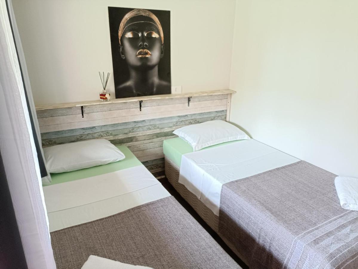 Alpha Hospedaria & Hostel Londrina Bagian luar foto