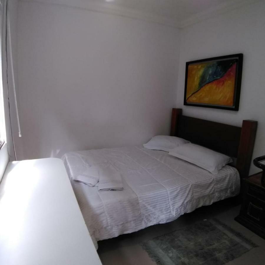 Alpha Hospedaria & Hostel Londrina Bagian luar foto