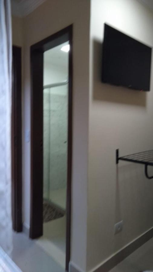 Alpha Hospedaria & Hostel Londrina Bagian luar foto